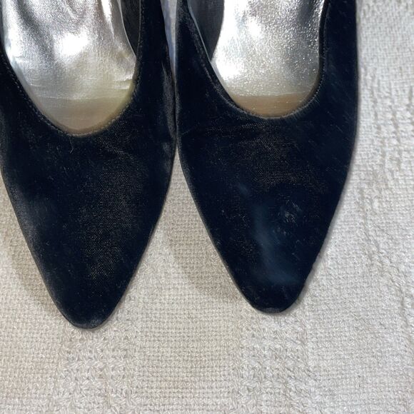Stuart Weitzman Women’s Dress Pumps Size 7.5 B Black Velvet Going Out Party - Picture 7 of 12
